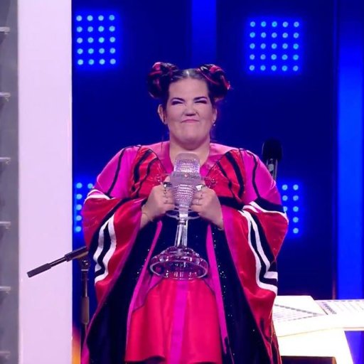 netta-barzilai-2018-eurovision-finale-12