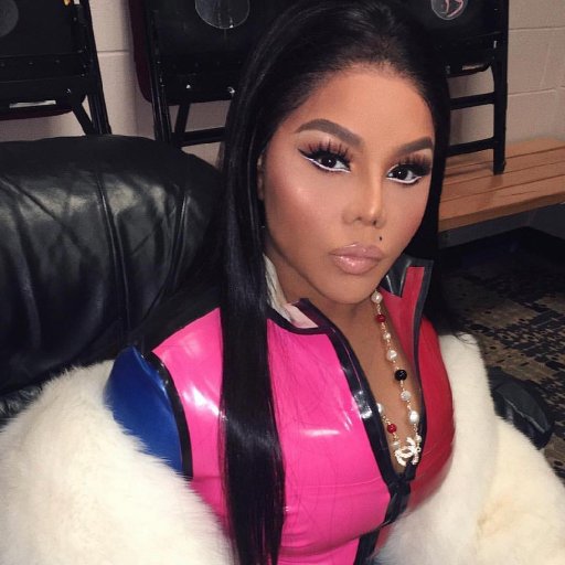 lil-kim-2018-16