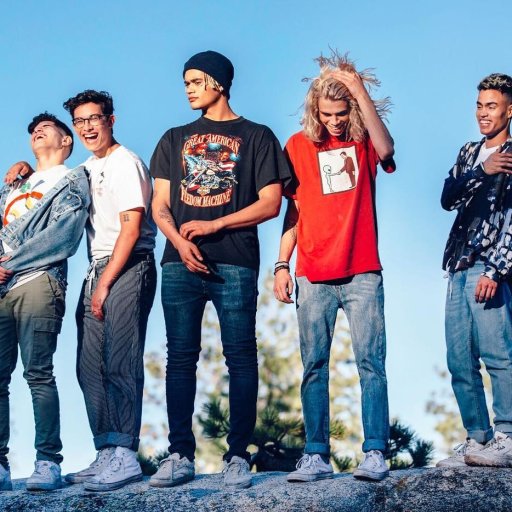 PRETTYMUCH – 2018-SummerOnYou-04