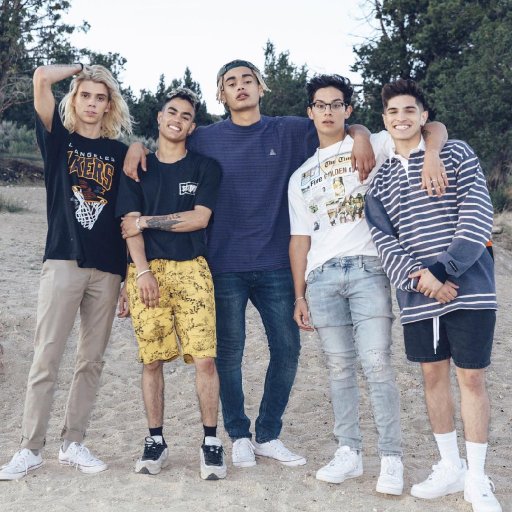 PRETTYMUCH – 2018-SummerOnYou-05