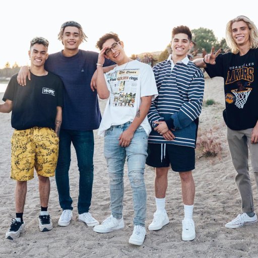 PRETTYMUCH – 2018-SummerOnYou-08