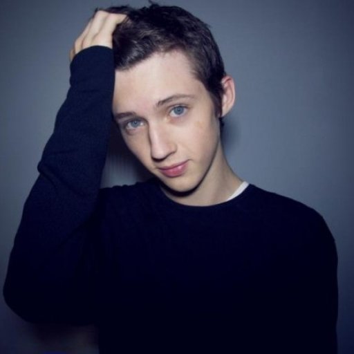 Troye-Sivan-2016-02