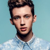 Troye-Sivan-2016-03