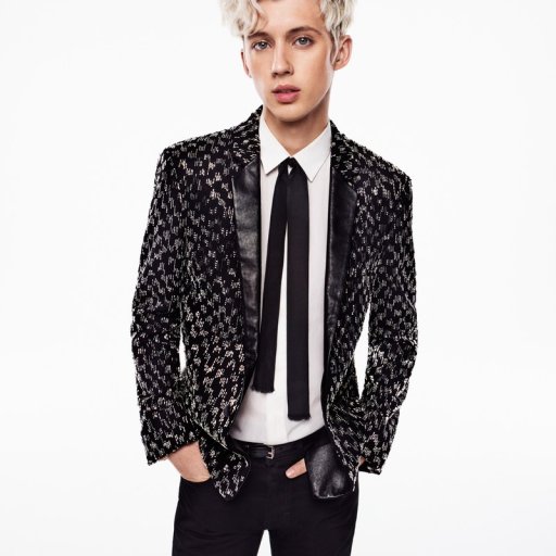 Troye-Sivan-2018-GQ-06