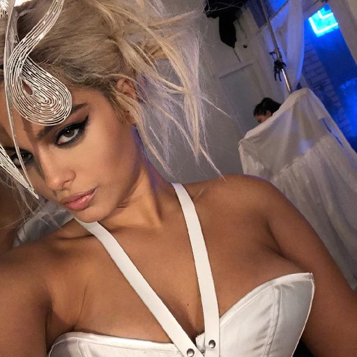 bebe-Rexha-mess-14