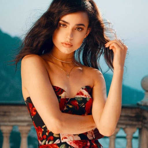 sofia-carson-2018-usahola-08