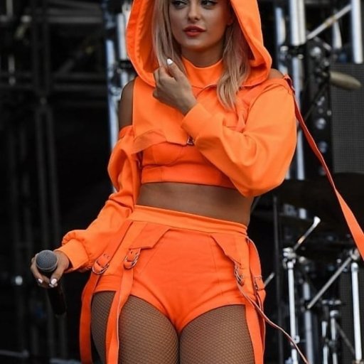 bebe-rexha-2018-in-tour-12