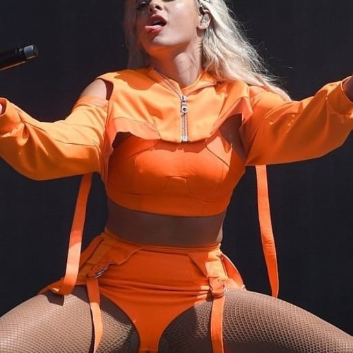 bebe-rexha-2018-in-tour-14