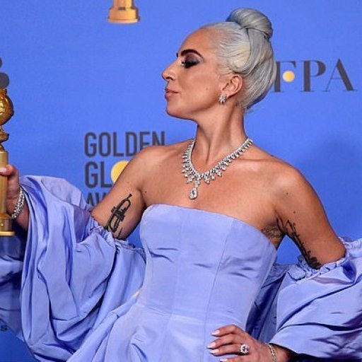 lady-gaga-2019-golden-globe-05