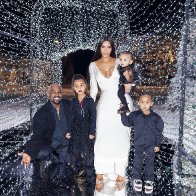 kanya-west-family-2018-12-27-05