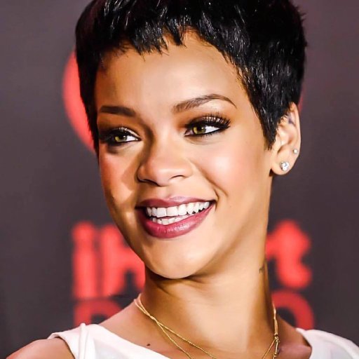 rihanna-2008-images-show-biz.by-13