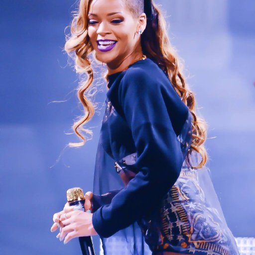 rihanna-2014-diamonds-show-biz.by-18