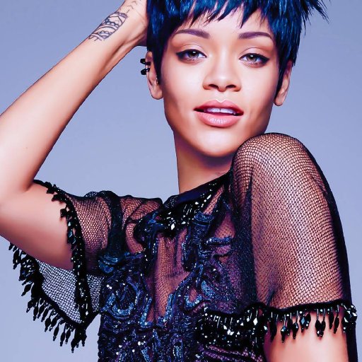 rihanna-2015-vogue-show-biz.by-20