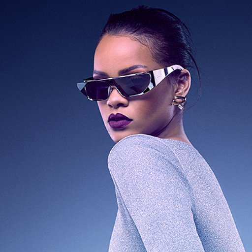 rihanna-glass-1