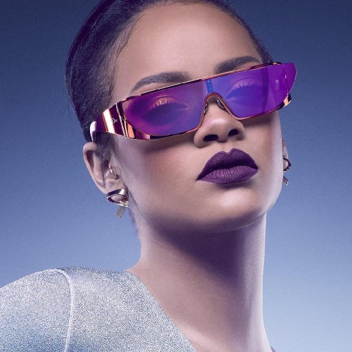 rihanna-glass-6