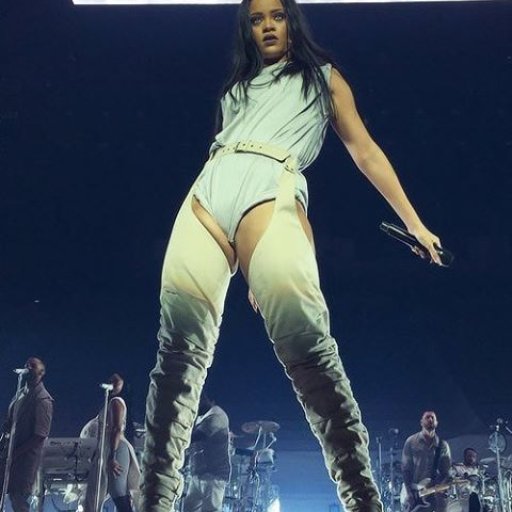 rihanna-2016-anti-tour-biz.by-22