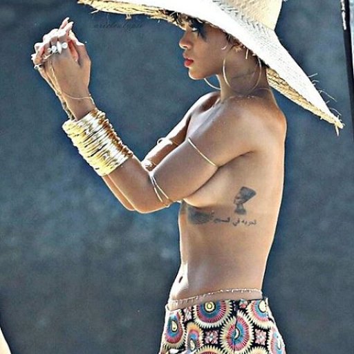 rihanna-2016-barbados-show-biz.by-19