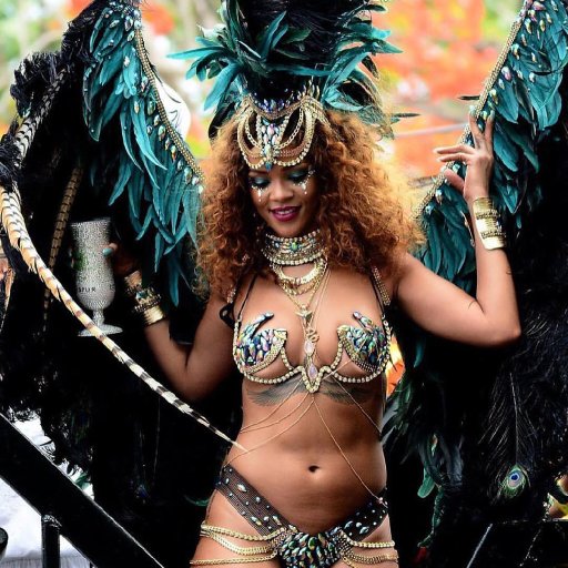 rihanna-2017-carnaval-show-biz.by-01