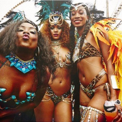 rihanna-2017-carnaval-show-biz.by-03