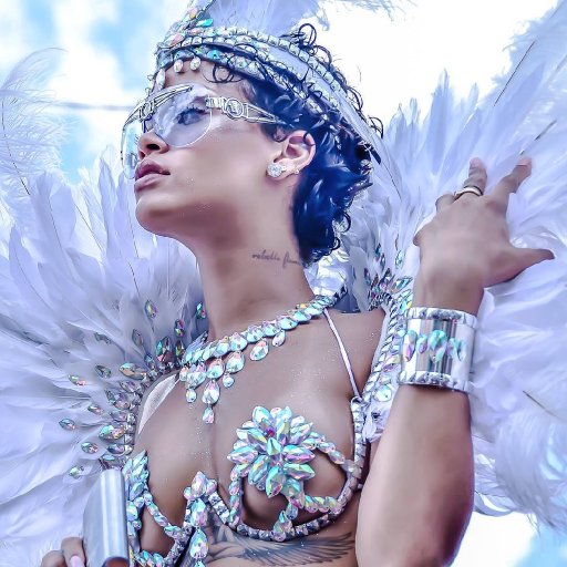 rihanna-2017-carnaval-show-biz.by-09