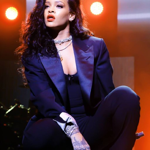 rihanna-2017-images-show-biz.by-43