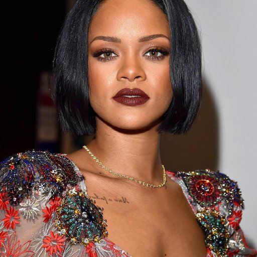rihanna-2018-images-show-biz.by-43