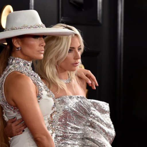 Lady-Gaga-Celine-Dress-2019-Grammys (11)