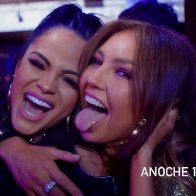 Thalía & Natti Natasha в клипе No me acuerdo 2018 03