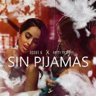 Becky G и Natti Natasha в клипе Sin Pijama 2018 04