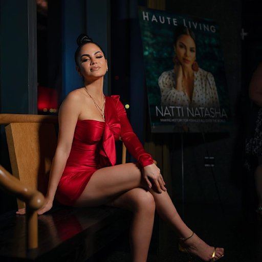 Natti Natasha. 2019 07