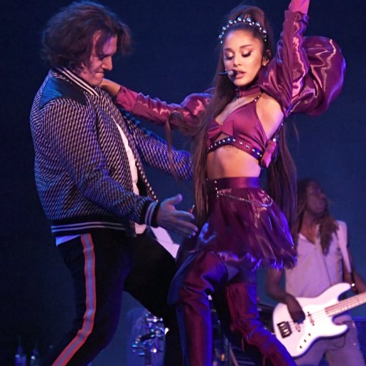 Ariana Grande на Coachella. 2019 13