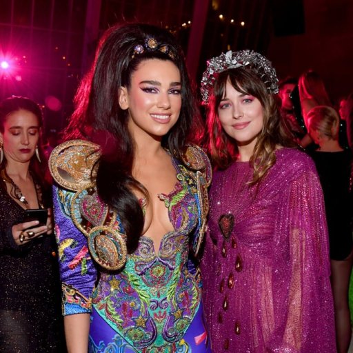 Met Gala. 2019. Dua-Lipa Dakota-Johnson