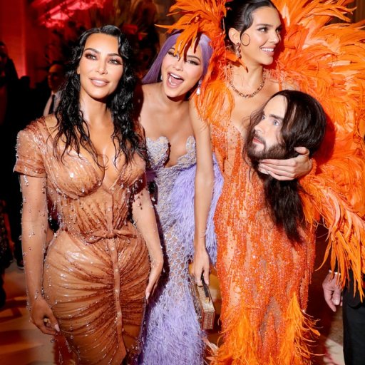 Met Gala. 2019. Kim-Kardashian Kylie-Jenner Kendall-Jenner