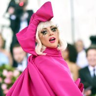 Lady Gaga на балу MET Gaga 2019 01