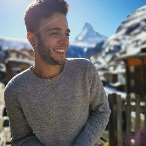 Luca H&auml;nni. 2019 04