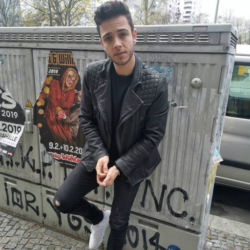 Luca H&auml;nni. 2019 08