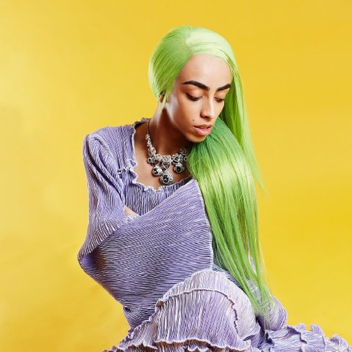 Bilal Hassani. Хит Roi. 2019. 07