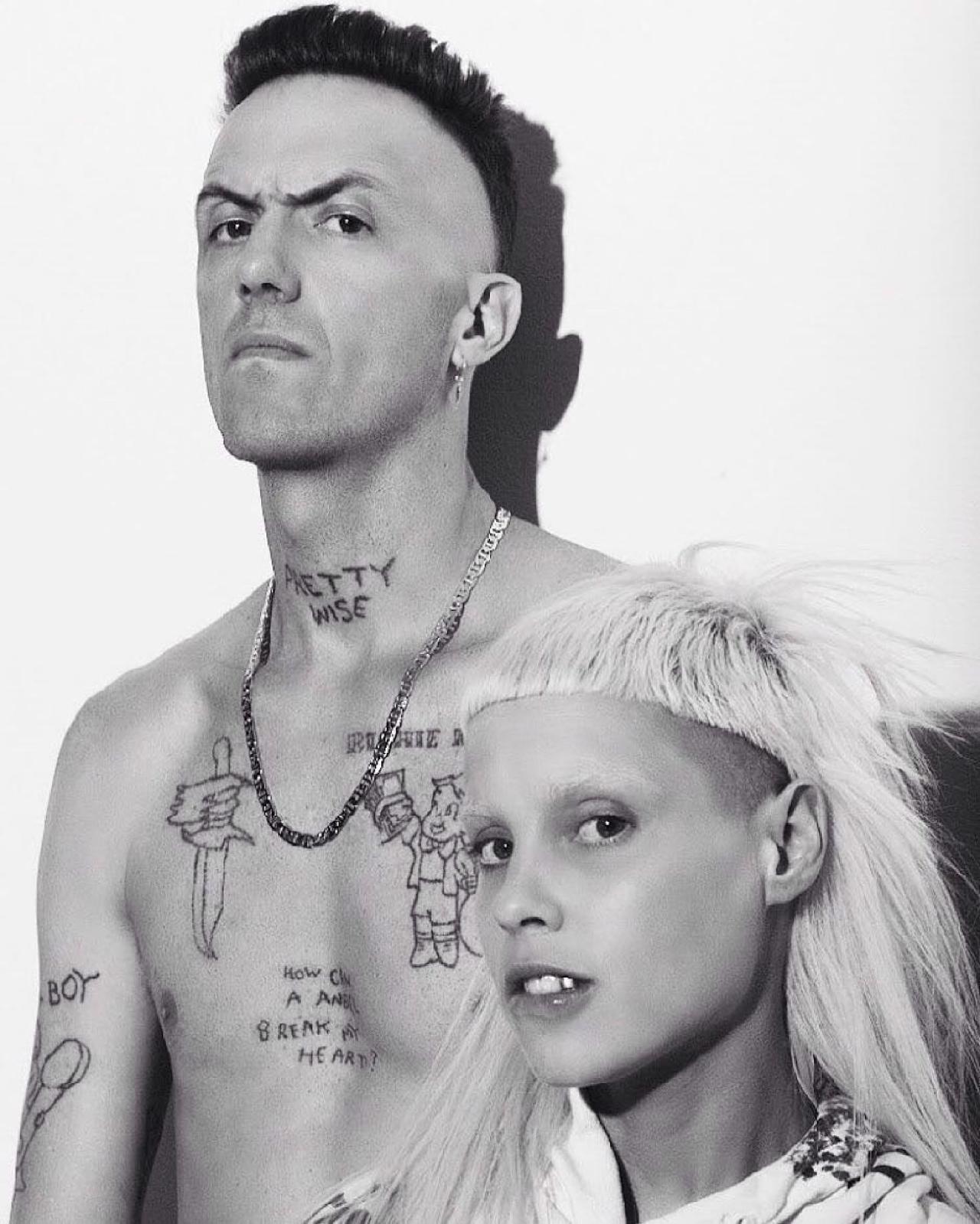 Die antwoord's. Группа die antwoord. Ниндзя группа die antwoord. Die antwoord солист. Ниндзя из die antwoord.