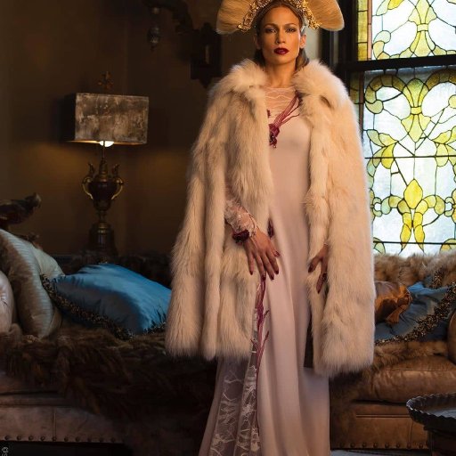 Jennifer Lopez в рекламе. 2019. 13