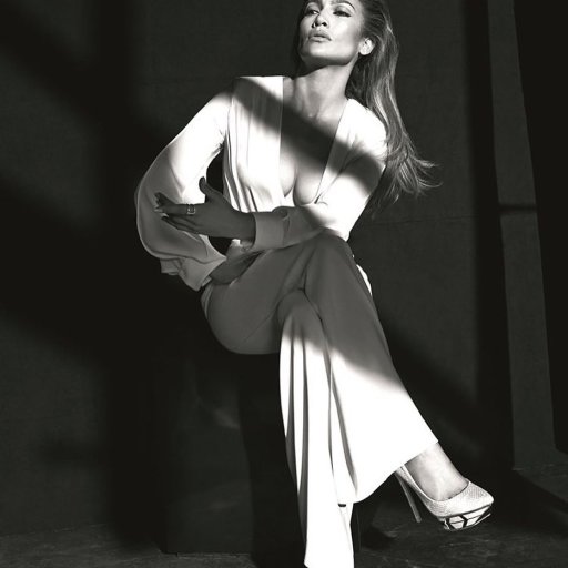 Jennifer Lopez в рекламе. 2019. 29