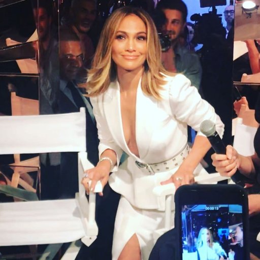 JLo представляет аромат Promise. 2019. 02