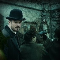 Орландо Блум в сериале Карнивал Роу. 2019. 03