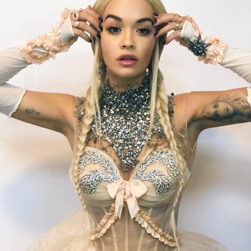 Rita Ora. Образы. 2019 79