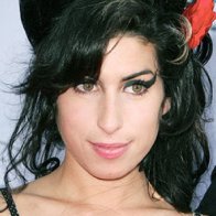 amy-winehouse-show-biz.by-03