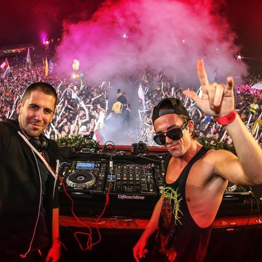 Dimitri Vegas and Like Mike. 2018. 13