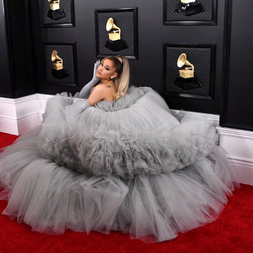 Grammy-2020 Ariana Grande 3