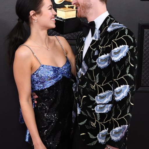 Grammy-2020 Finneas OConnell and Claudia Sulewski