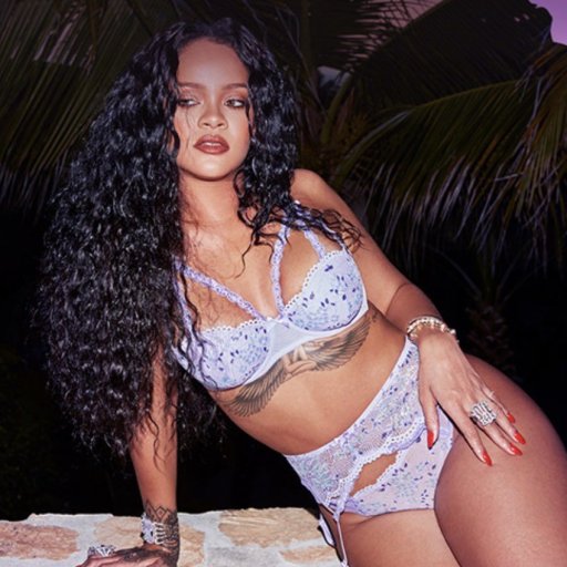 Rihanna с продукцией SavageXFenty 2020 18