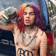 Tekashi зарабатывает деньги. 2020. 02