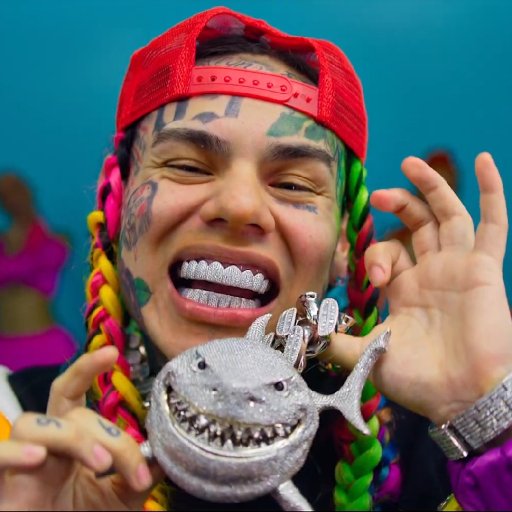 Tekashi69 в клипе Gooba. 2020 01